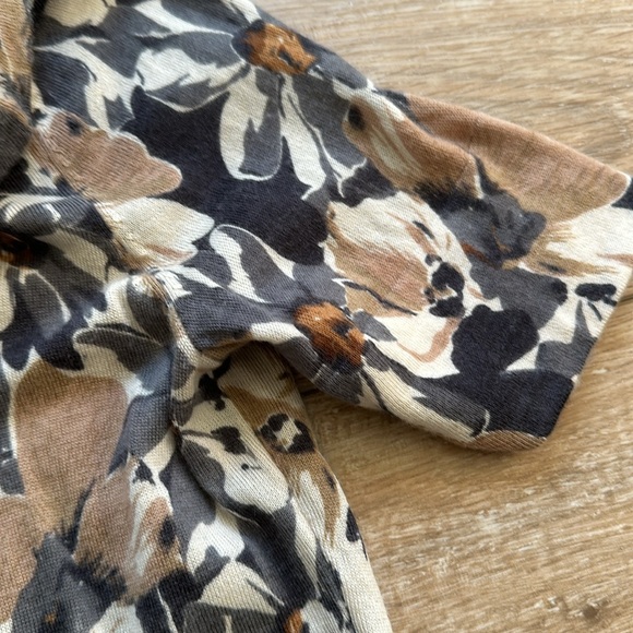 LOFT Camel, Winter White, and Gray short sleeved Cowl neck sweater Size Small - Picture 4 of 6